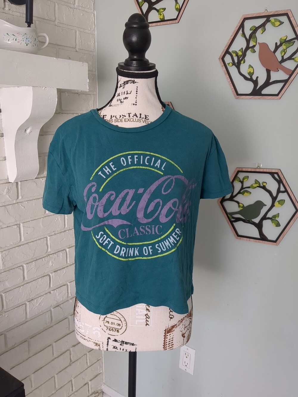 **3/$10** Coca-Cola Cropped T-shirt Size XS